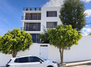Casa de 11 habitaciones, Quito · Venta Casa Rentera Sector Calderon
