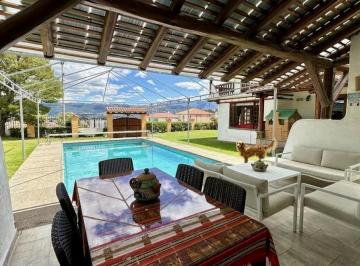 Casa de 4 habitaciones, Quito · Terreno - Casa Campestre – Urb. San Ignacio de Cashapamba | Valle de Los Chillos | en Venta 1053 m²