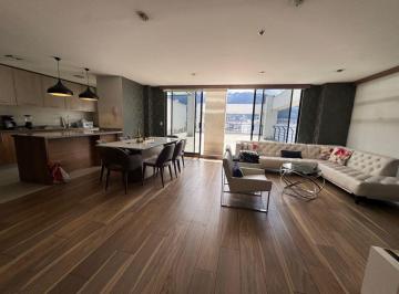 Departamento de 3 habitaciones, Quito · Penthause de 130 m² con 3 Dorm. en Alquiler en Centro Norte