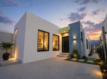 Casa · 200m² · 3 Habitaciones · 2 Estacionamientos · Casa en Sur de Manta
