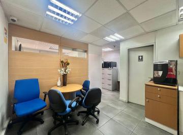 Oficina comercial , Quito · Venta Oficina 2 Parqueaderos y 2 Bodegas - Av 12 de Octubre