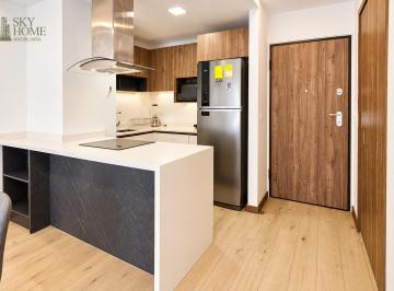 Suite de 1 habitación, Quito · Renta Suite Amoblada + Balcón La Carolina | Whymper y Diego de Almagro