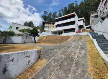 Terreno / Lote , Quito · Vendo / Rento Excelente Propiedad de 700 m² de Terreno y 500 m² Construcción Cerca de Granados Udla