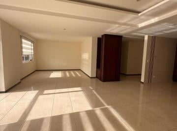 Departamento · 196ha · 3 Habitaciones · 2 Estacionamientos · Departamento El Batan 165 Mtrs2 Área Habitable con Terraza Cubierta Privada
