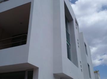 Departamento de 3 habitaciones, Quito · Dpto Hermoso 3 Dorm. Guardias 24 Hrs