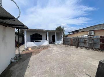 Casa de 3 habitaciones, Rocafuerte · Casa de Venta en Rocafuerte Manabi