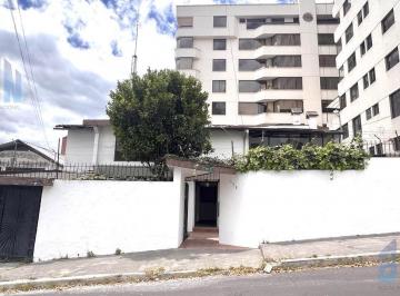 Casa · 280m² · 3 Habitaciones · 2 Estacionamientos · Casa Comercial en Venta – Sector Gaspar de Villarroel