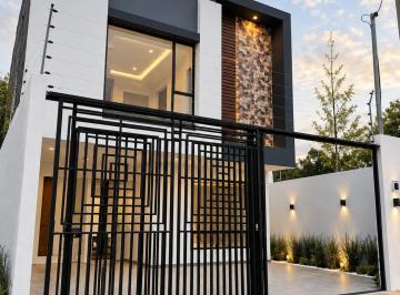 Casa de 3 habitaciones, Cuenca · Casa Independiente en Venta – Racar, Cuenca