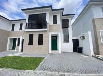 Casa de 3 habitaciones, Guayaquil · Casa de Estreno en Urb Alba del Bosque