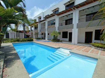 Casa de 3 habitaciones, Salinas · Vendo Hermosa Casa de 3 Niveles en Exclusivo Conjunto Residencial en Salinas