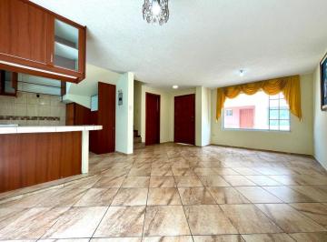 Departamento de 4 habitaciones, Quito · Casa en Venta – Av Cacha, Calderón