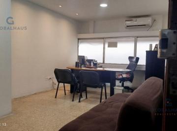 Oficina comercial · 64m² · Oficina en Alquiler en El Centro de Guayaquil L. B.