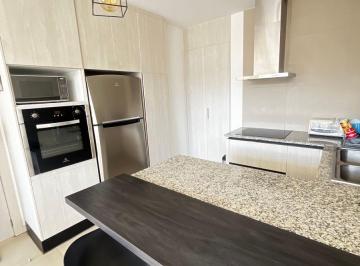 Departamento de 2 habitaciones, Quito · Departamento de 90 m² con 2 Dorm. en Alquiler en República de El Salvador