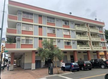 Edificio-Hotel-Fabrica · 450m² · 1 Estacionamiento · Venta Edificio Rentero Departamentos Locales y Bodega Eloy Alfaro y Colombia