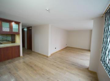 Departamento de 3 habitaciones, Quito · Departamento en Venta Remodelado Cotocollao Planta Baja
