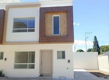 Casa de 3 habitaciones, Quito · Renta Casa Esquinera Nueva a Estrenar Conocoto La Salle