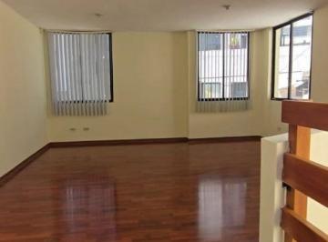 Casa de 3 habitaciones, Quito · Casa en Venta — Urbanización El Condado
