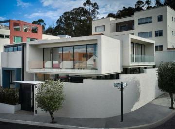 Casa de 3 habitaciones, Quito · Casa en Venta — Urbanización El Condado