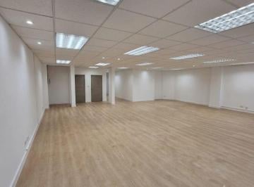 Local comercial · 136m² · 1 Estacionamiento · Local Comercial Renta