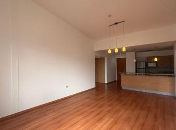 Departamento de 2 habitaciones, Quito · Departamento de Renta 98 m con Balcón, Frente Hospital de Los Valles
