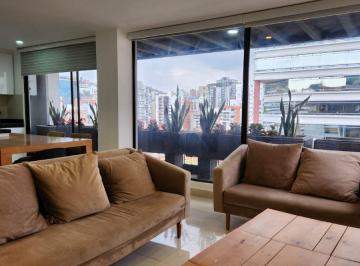 Departamento de 3 habitaciones, Quito · Departamento de Renta. PH. Portugal y Republica del Salvador. Amoblado. Terraza. Vista