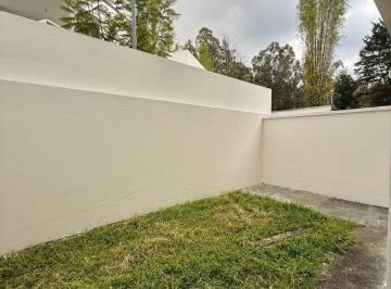 Casa de 3 habitaciones, Quito · Casa en Venta - La Armenia - 162 m²