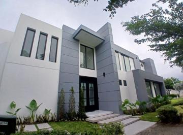 Casa · 432m² · 4 Habitaciones · 2 Estacionamientos · Casa de Estreno de Venta en Bluebay – Mocolí.