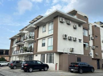 Departamento · 128m² · 3 Habitaciones · 1 Estacionamiento · Vendo Departamento en Santa Cecilia, Ceibos