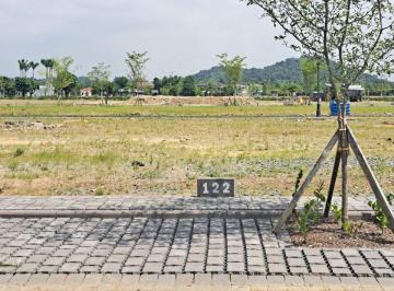 Terreno / Lote · 600m² · Vendo Terrenos en Urb. Parques de Batan