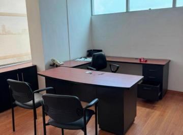 Oficina comercial · 180m² · 2 Estacionamientos · Alquiler de Oficina en Plaza Center