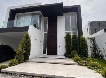 Casa · 490m² · 4 Habitaciones · 2 Estacionamientos · Vendo Casa en Urb. L´isola, Isla Mocoli, Samborondon