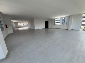 Oficina comercial , Quito · Arriendo Oficina, Sector Mariana de Jesús, 180 m, 2.000 Dólares.