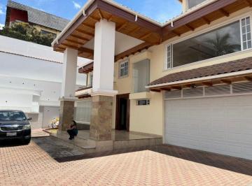 Casa de 3 habitaciones, Quito · Casa de 560 m² con 3 Dorm. en Alquiler en Monteserrín Campo Alegre