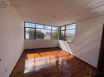 Departamento · 76m² · 2 Habitaciones · 1 Estacionamiento · Departamento Remodelado en Arriendo – 2 Dorm. – Sector Ute Rumipambao