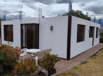 Casa de 2 habitaciones, Quito · Vendo Casa con Terreno en Conjunto - Tumbaco - Sector La Dolorosa