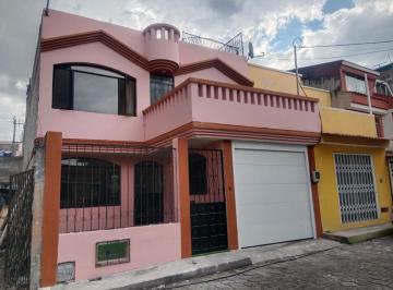 Casa de 3 habitaciones, Quito · Casa en Venta Conocoto Valle de Los Chillos 184 m²