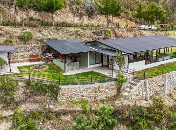 Quinta vacacional de 3 habitaciones, Paute · Casa Tipo Quinta en Venta - Secay – Paute