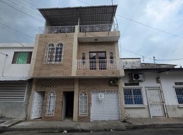 Casa · 202m² · 3 Habitaciones · 1 Estacionamiento · Casacasa en Venta Francisco Segura E/ 25ava y La 26ava, Sur de Guayaquil, Genf