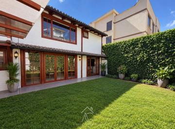 Casa de 3 habitaciones, Quito · Casa en Venta con Jardin en La Urbanización El Condado