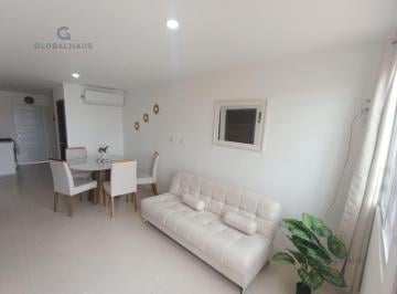 Casa · 93m² · 2 Habitaciones · 1 Estacionamiento · Alquiler de Casa en Via a La Costa con 3 Habitaciones. J. Z.