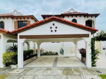 Casa de 4 habitaciones, Guayaquil · En Alquiler: Casa 4 Dorm. con Piscina - Urb. Terra Nostra, Vía a La Costa