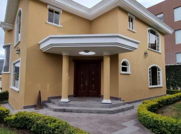Casa de 3 habitaciones, Quito · Casa de Arriendo o Venta en Cumbaya en Urbanización con Guardia Cerca a Usfq