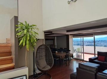 Departamento de 4 habitaciones, Quito · Amplio Departamento Paseos de Pichincha de Venta