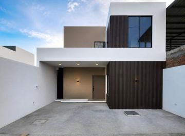 Casa de 3 habitaciones, Montecristi · Casa de Venta en Montecristi Los Girasoles