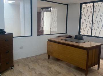 Casa de 3 habitaciones, Quito · Vendo Casa de 400 m², Carcelen, Ideal Para Taller de Confección, Todo Tipo de Negocio o Vivienda