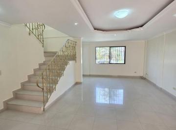 Casa de 4 habitaciones, Guayaquil · Casa en Alquiler en Puerto Seymour - Via a La Costa