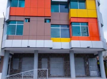 Oficina comercial , Manta · Edificio Comercial de Venta en Tarqui Manta