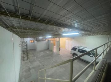 Bodega-Galpón · 150m² · 6 Estacionamientos · Galpón /bodega en Venta Cdla Simon Bolivar a 5 m del Mall del Sol Alemo