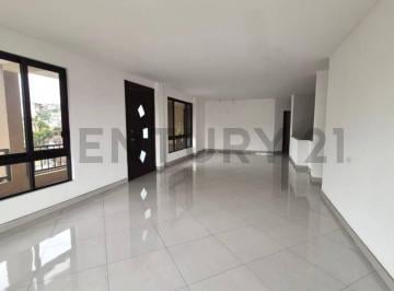 Departamento · 152m² · 3 Habitaciones · 2 Estacionamientos · Venta de Departamento en Urb. Santa Cecilia - Ceibos J. Zav