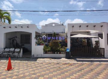 Casa · 176m² · 1 Estacionamiento · Venta Casa en Salinas en Conjunto Residencial San Marino (Lm)